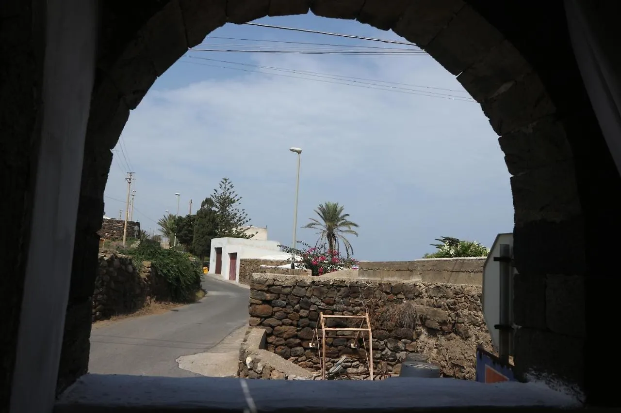 Casa vacanze Dammuso Nonna Franca A Cinque Minuti Dall Arco Dell Elefante Villa Kamma
