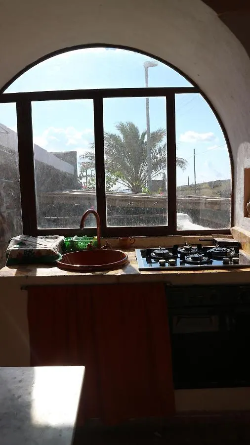 Holiday home Dammuso Nonna Franca A Cinque Minuti Dall Arco Dell Elefante Villa Kamma Italy